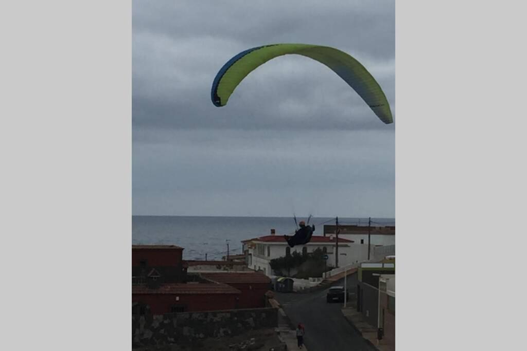 Cosy Flat For 2 Directly At The Beach Apartment Melenara Bagian luar foto
